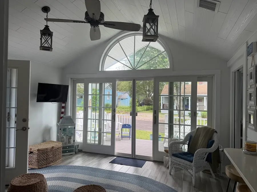 60 Wamsutta Ave, Pocasset, MA 02559 - #2