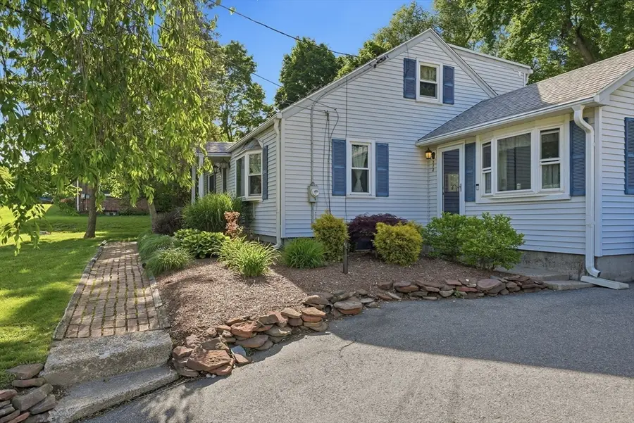272 Prospect Avenue, West Springfield, MA 01089 - #3