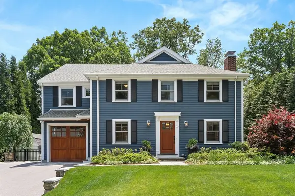 23 Northgate Rd, Wellesley, MA 02481