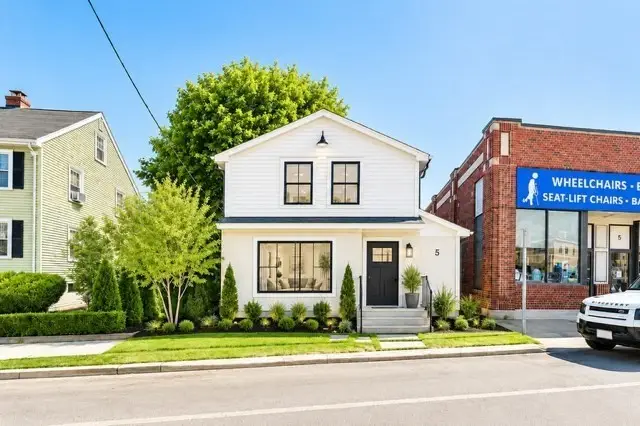 11 Grove, Belmont, MA 02478 - #2