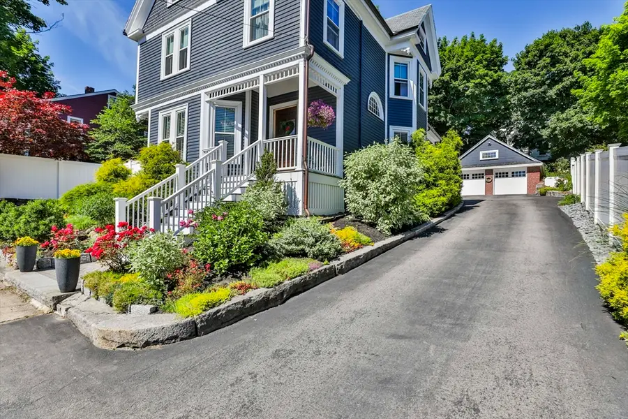 60 Market Street, Amesbury, MA 01913 - #2