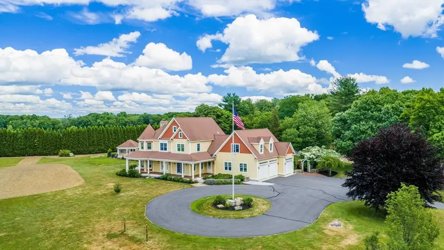 545 Hazel St, Uxbridge, MA 01569 - #2