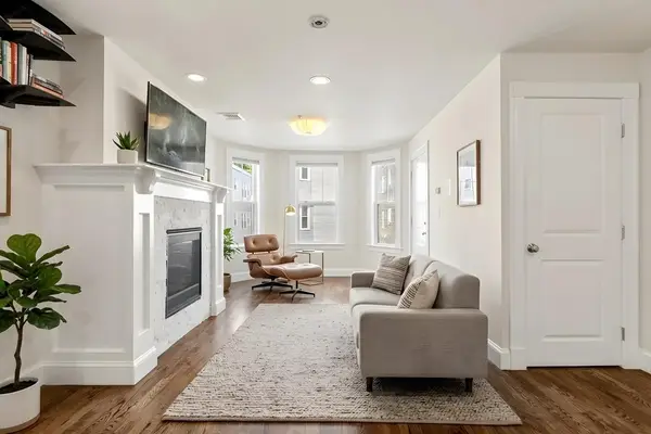 20 Maryland St #2, Boston, MA 02125