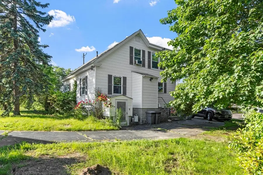 200 Groton Rd, North Chelmsford, MA 01863 - #2