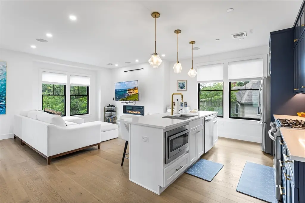 12 Bowdoin Ave #4, Boston, MA 02121 - #1