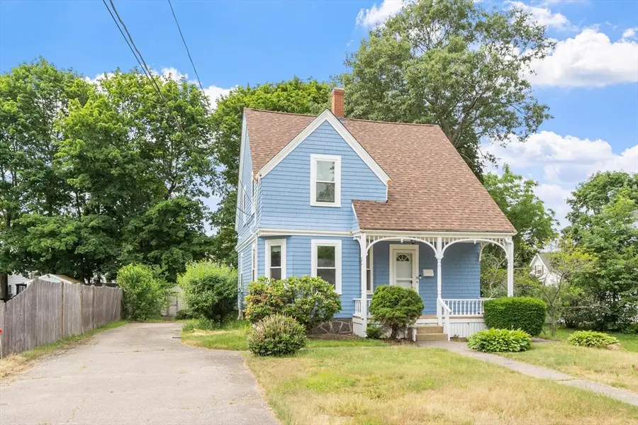 38 Carleton St, Whitman, MA 02382 - #3