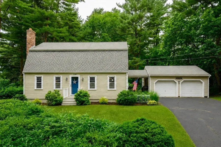136 Elmer St, Pembroke, MA 02359 - #2