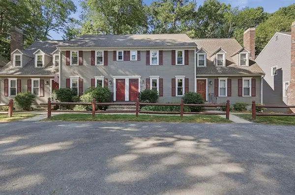 327 Wellman Avenue #327, Chelmsford, MA 01863