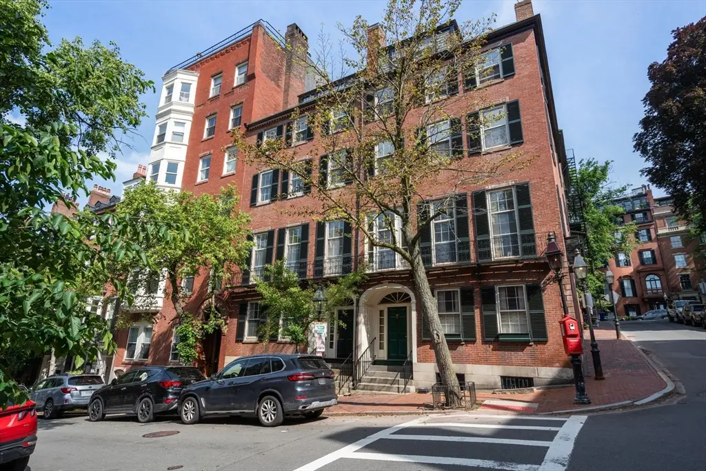 1 Chestnut Street #3B, Boston, MA 02108 - #1
