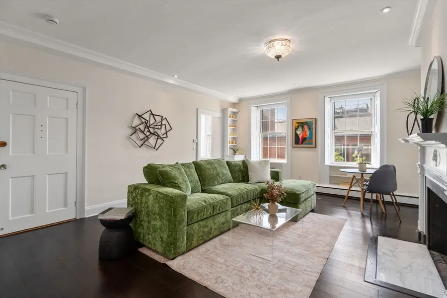 1 Chestnut Street #3B, Boston, MA 02108 - #3