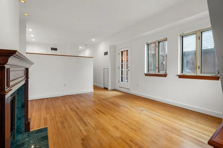 2 Clarendon St #505, Boston, MA 02116 - #3