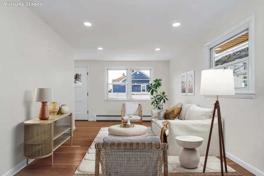 5 Lafayette Ave, Lawrence, MA 01843 - #3