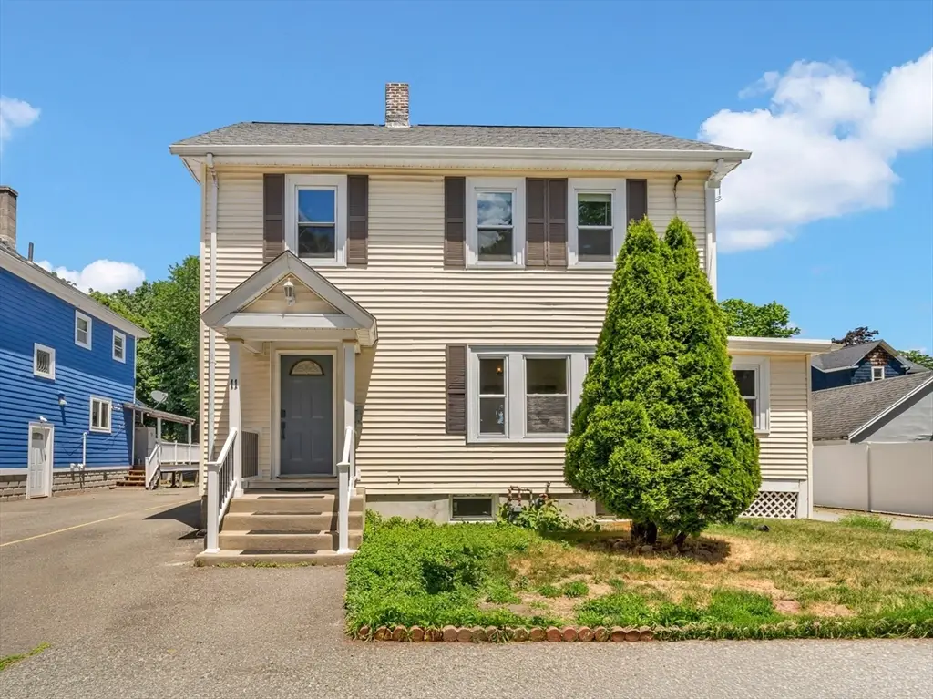 11 North Warren St, Woburn, MA 01801 - #1
