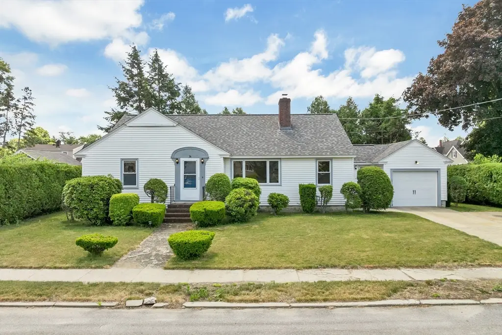 36 Louisberg St, Lawrence, MA 01843 - #1