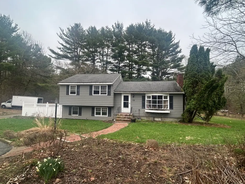 172 Village St, Millis, MA 02054 - #1