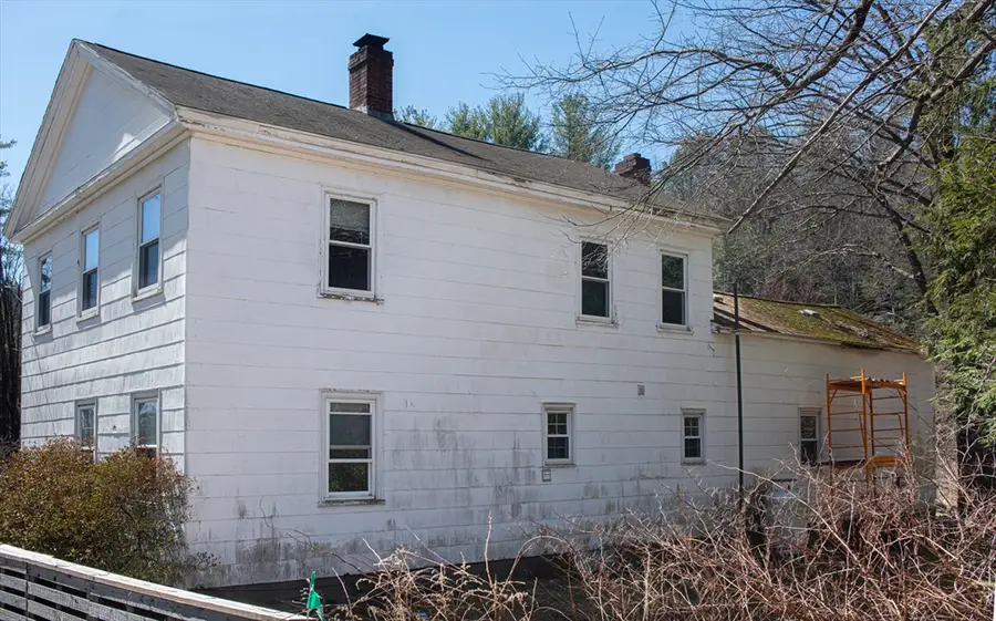 31 Goshen Road, Williamsburg, MA 01096 - #3