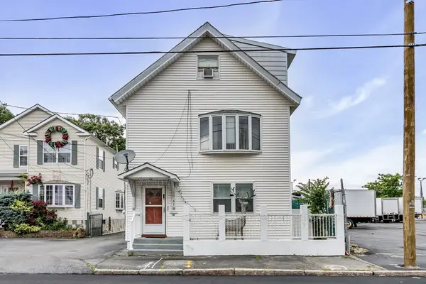 41 Railroad St, Lawrence, MA 01841