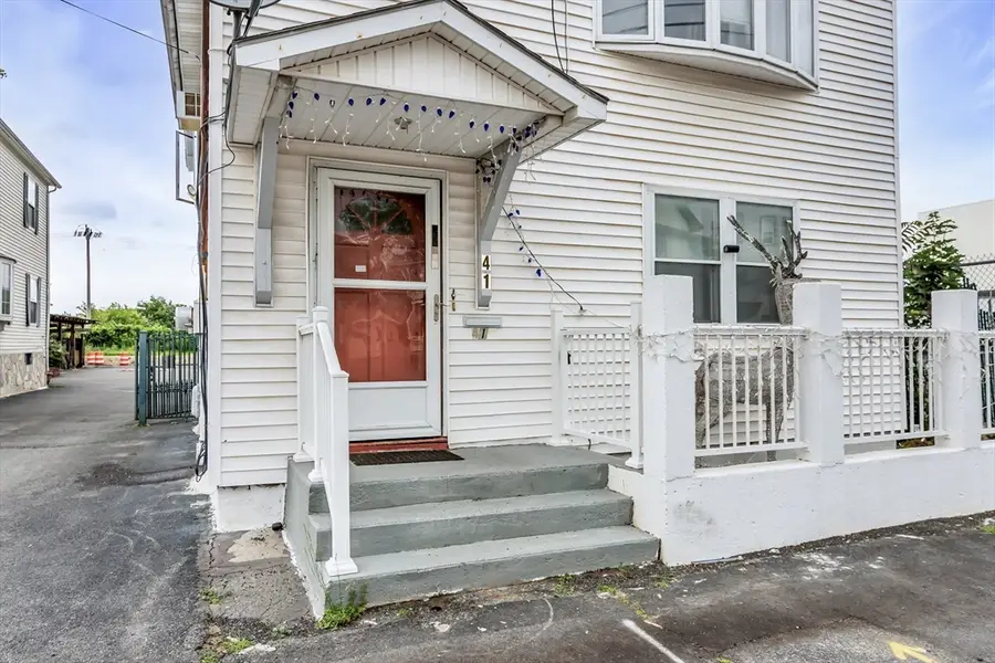 41 Railroad St, Lawrence, MA 01841 - #3
