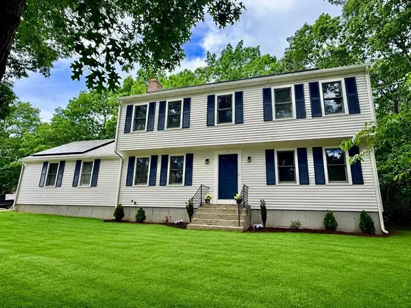4 Andrew Rd, Bourne, MA 02562
