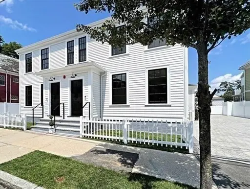 11-13 Lowell St #11B, Arlington, MA 02476 - #1
