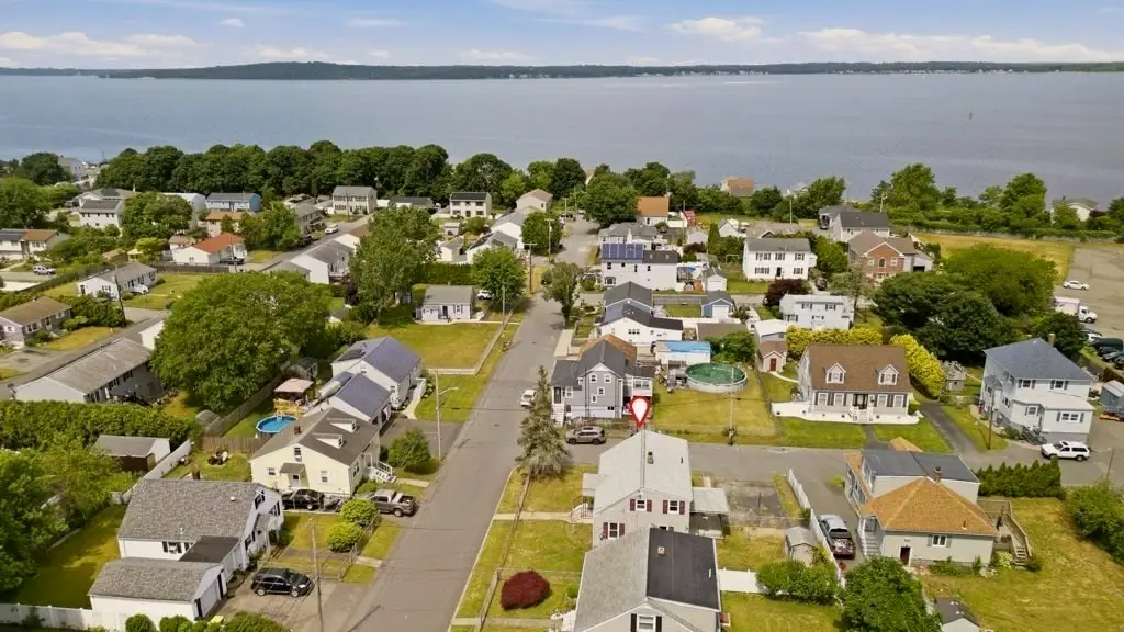 124 Woodman St, Fall River, MA 02724 - #1