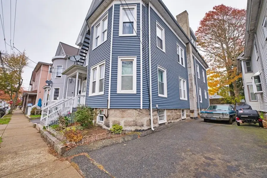 324 Cottage St, New Bedford, MA 02740 - #3