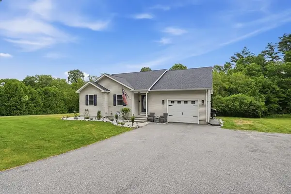 381 N Liberty St, Belchertown, MA 01007