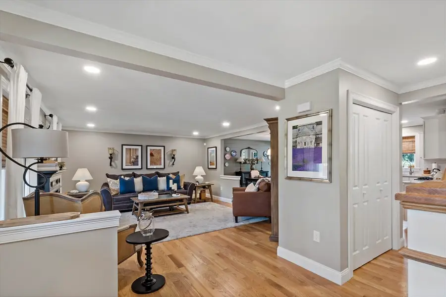 670 Bay St, Fall River, MA 02724 - #3