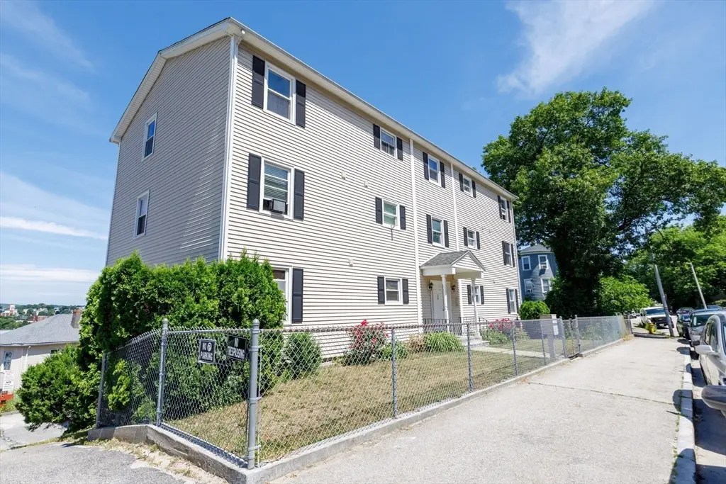 170 Perry Ave #3A, Worcester, MA 01610 - #1