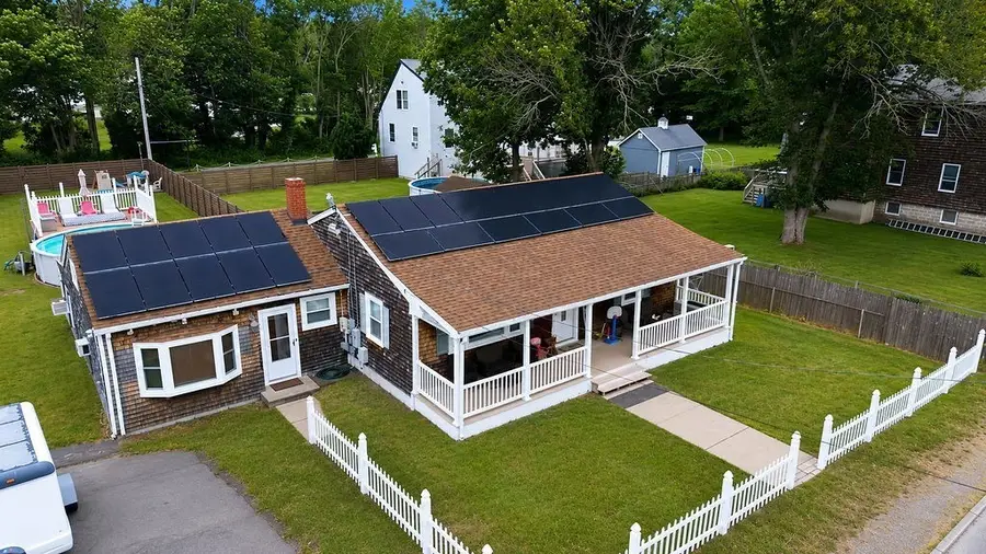 10 Ash St, Fairhaven, MA 02719 - #2