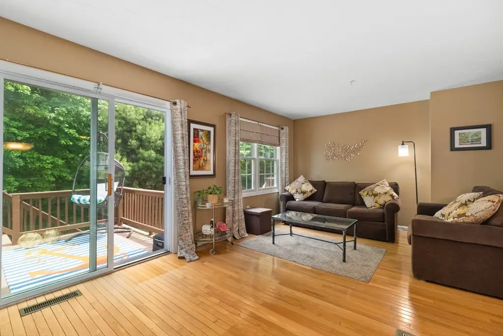 1907 Thayer St #1907, Abington, MA 02351 - #1