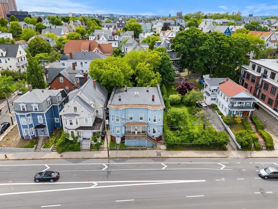 422 Mcgrath Highway, Somerville, MA 02143 - #3