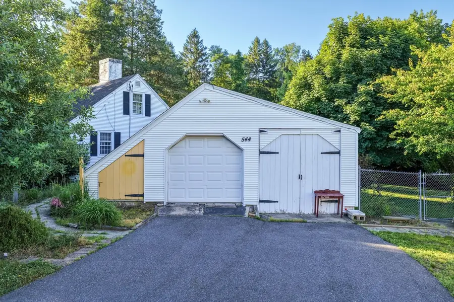 544 Springfield St, Wilbraham, MA 01095 - #3