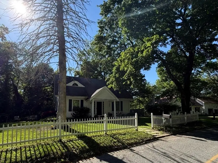 28-30 Locust Ave, Rehoboth, MA 02769 - #2