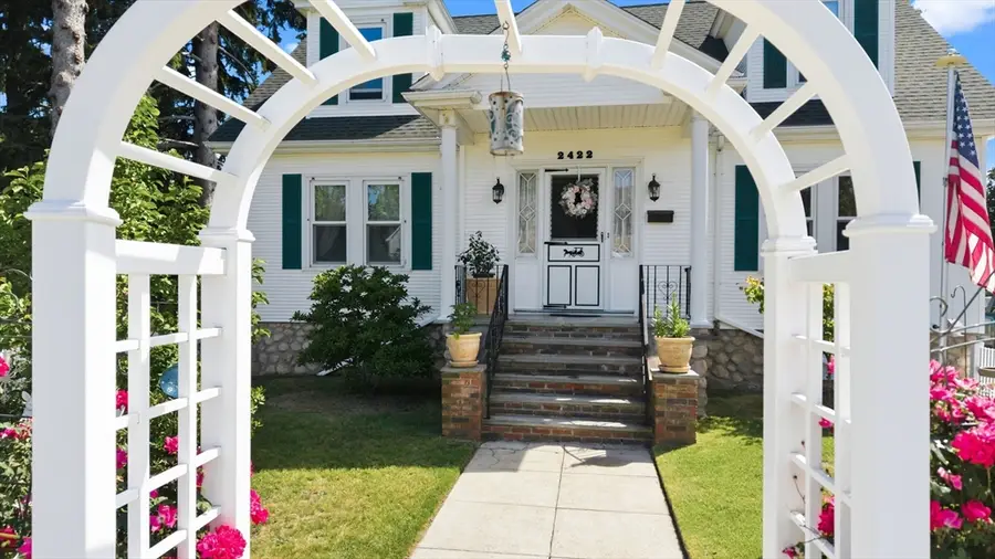 2422 Acushnet Ave, New Bedford, MA 02745 - #2