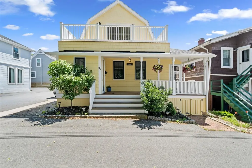 32 Maple Ave, Nahant, MA 01908 - #1