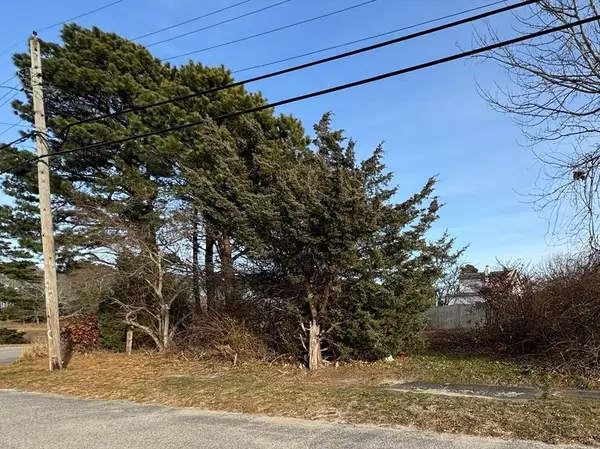 48 North Blvd, Wareham, MA 02571