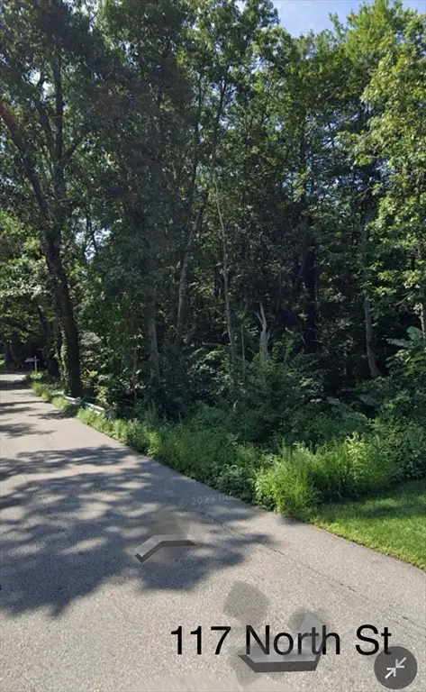 117 North St, Grafton, MA 01519 - #3