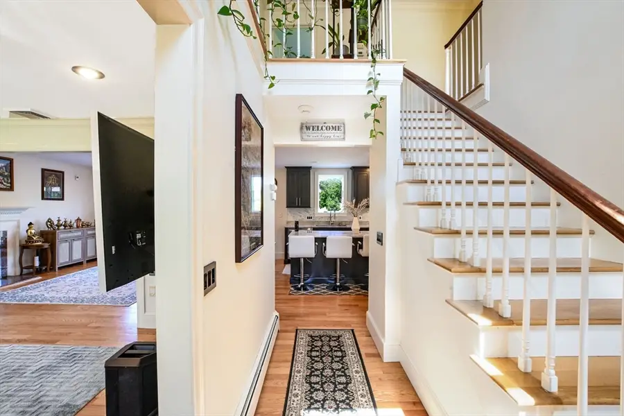 18 Stratford Dr, Dartmouth, MA 02747 - #3