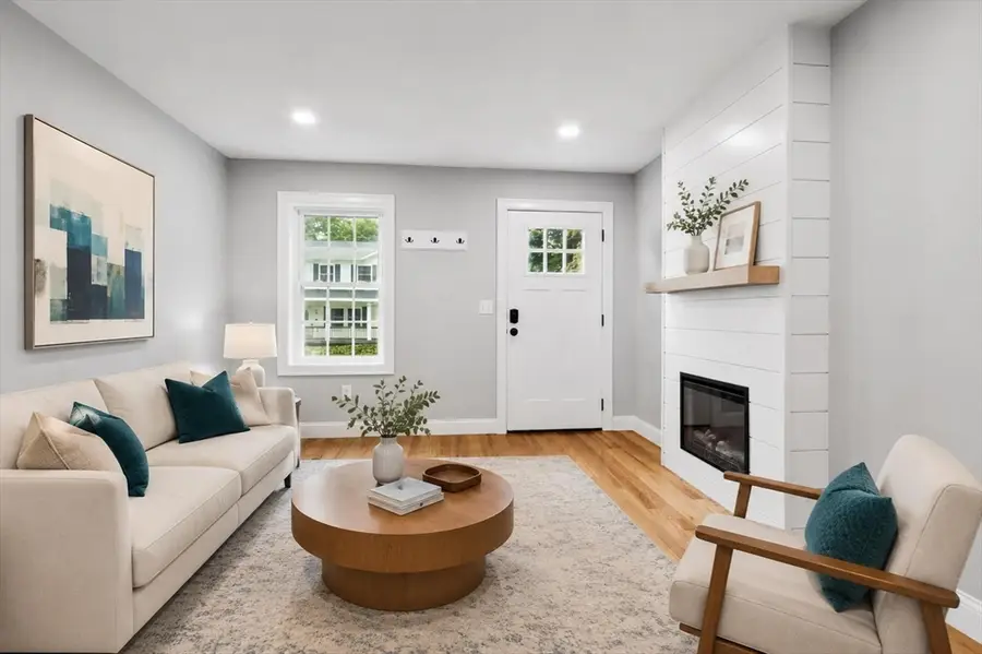 10-12 King St, Fitchburg, MA 01420 - #3