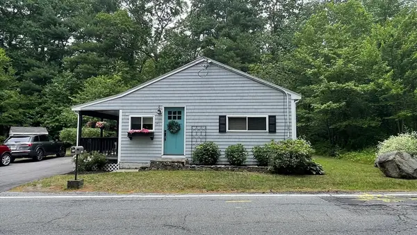 171 Mill St, Raynham, MA 02767