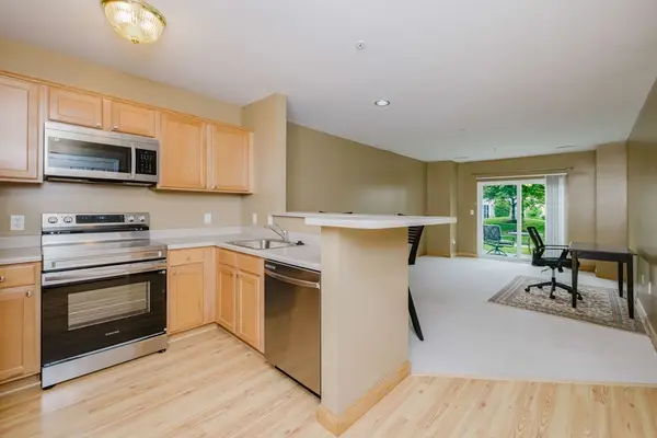 211 Central St #A111, Norwood, MA 02062