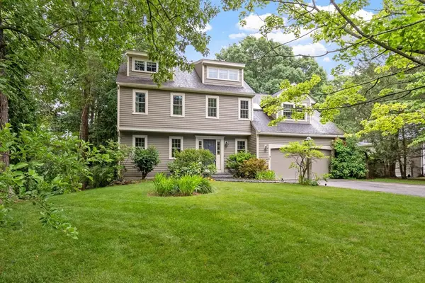 24 Thestland Dr, Shrewsbury, MA 01545
