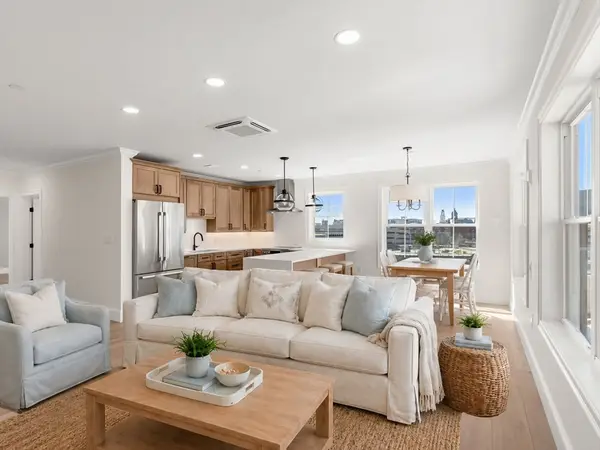 16 Franklin Street #2501, Salem, MA 01970
