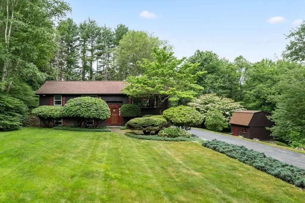 15 Hastings Rd, Spencer, MA 01562 - #1