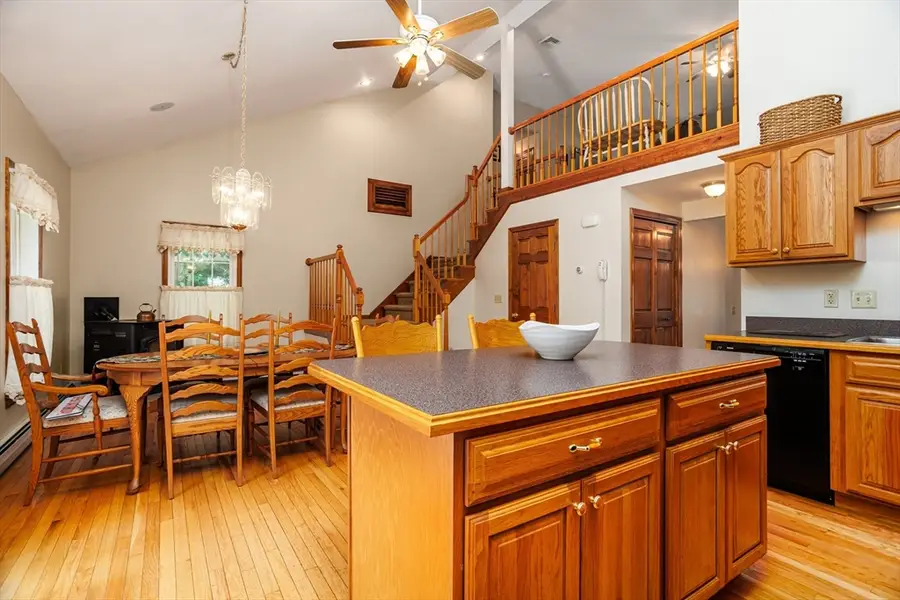 29 Morningside St, Leominster, MA 01453 - #3