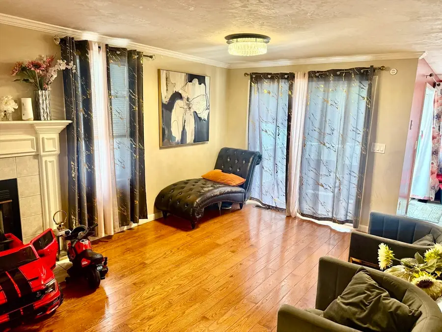 74 Sophia Dr, Worcester, MA 01607 - #3