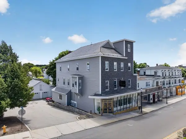 104-108 Parker St, Gardner, MA 01440
