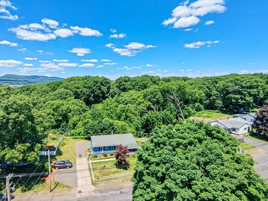 522 Prospect St, Chicopee, MA 01020 - #1