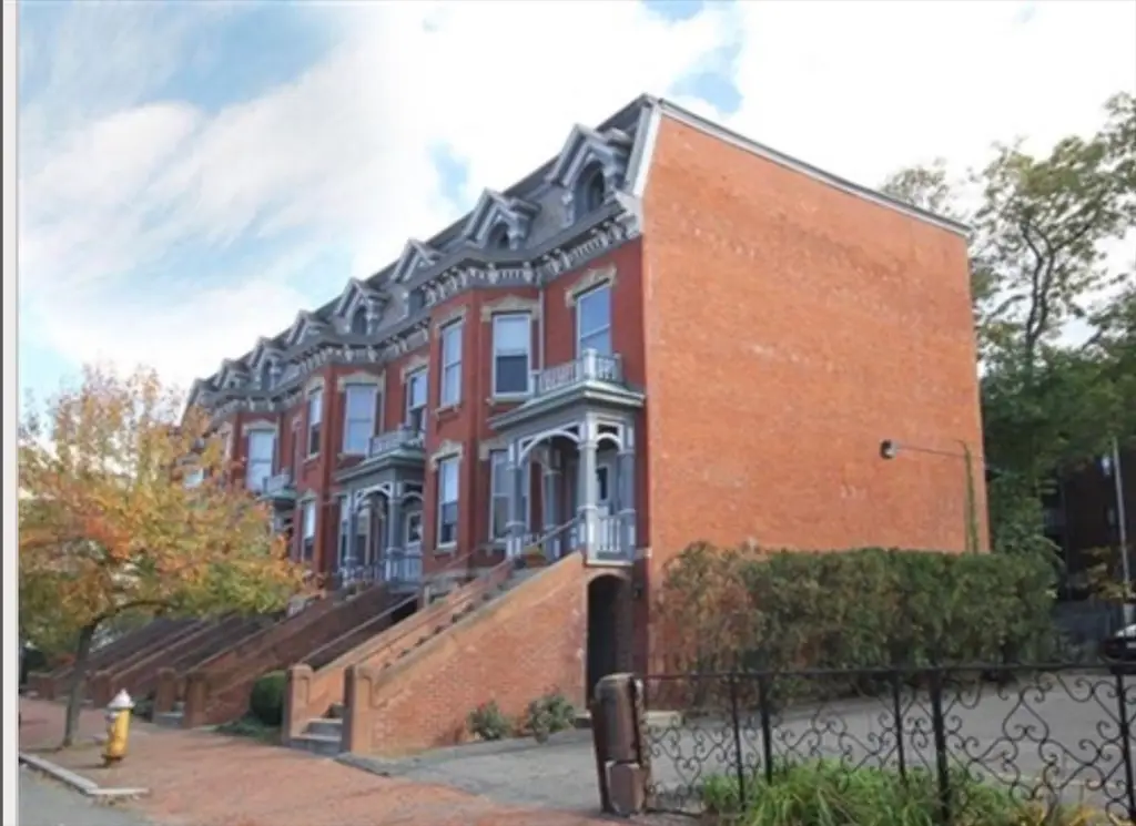 70 Temple St #1, Springfield, MA 01105 - #1